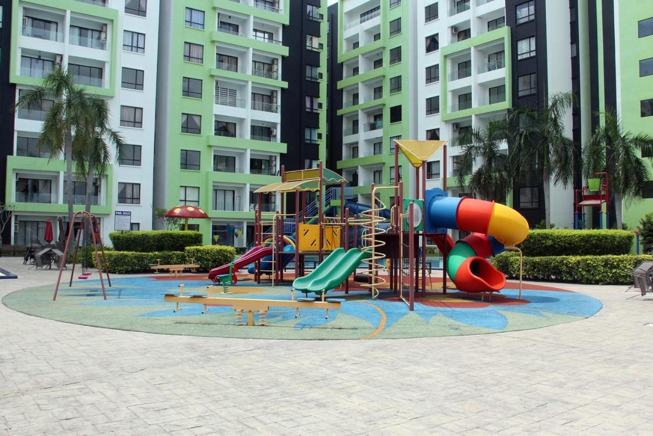 Comfy With Waterpark, Pool, Playground & Gym * Ipoh