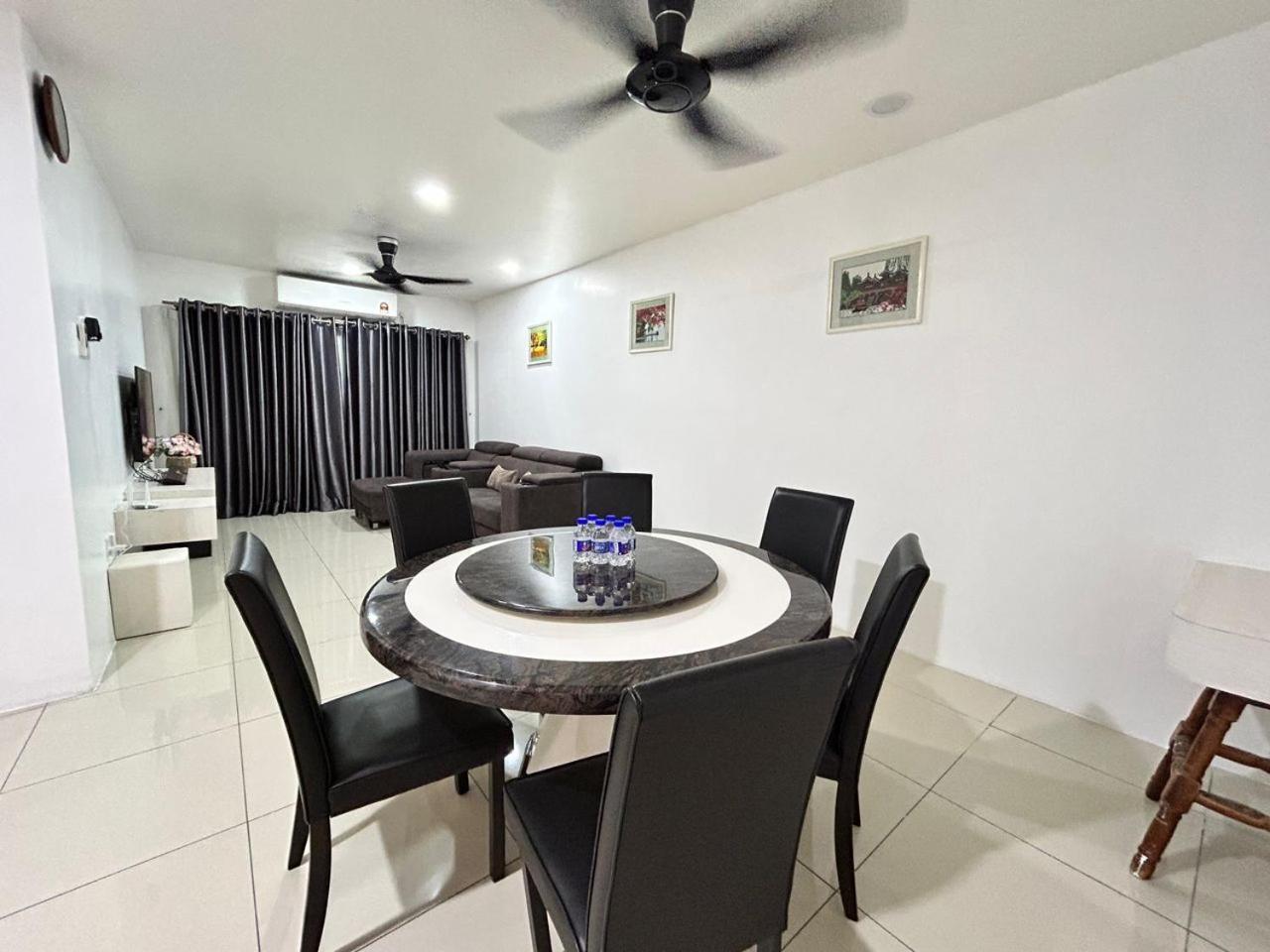 Pangsapuri Comfy With Waterpark, Pool, Playground & Gym